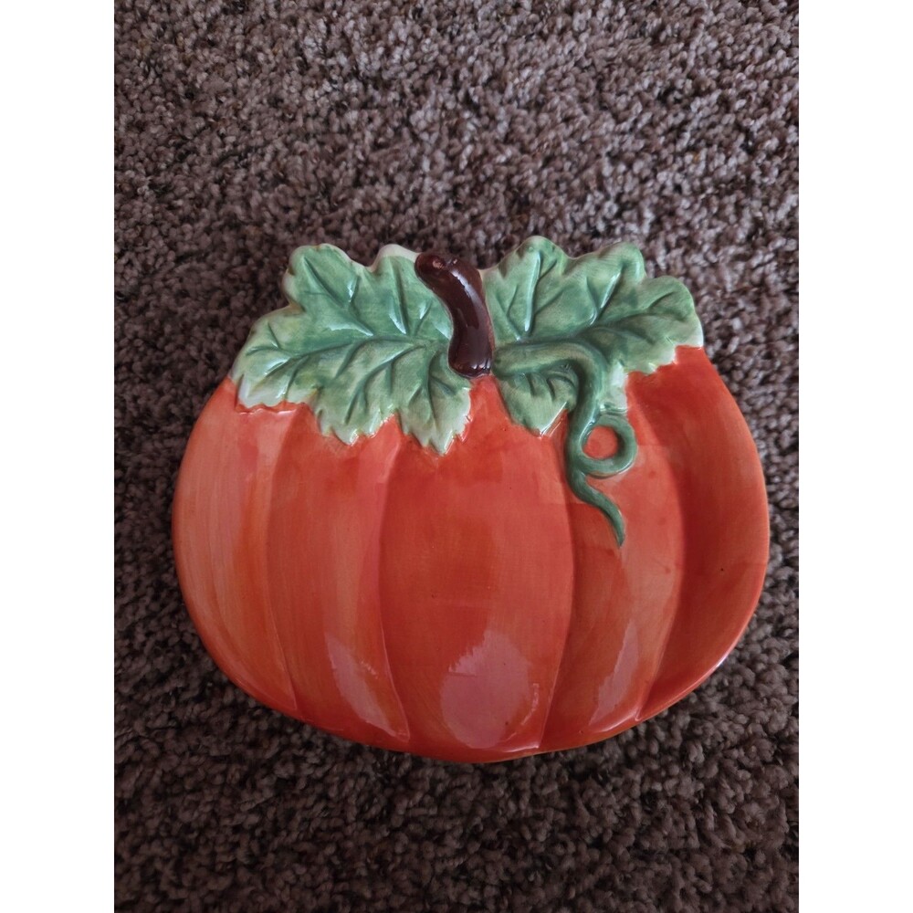 Glossy Orange Ceramic Pumpkin Serving Dish Green Leaves Lid Thanksgiving Fall